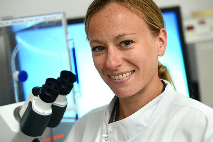 Dr Elly Gaunt in the lab.