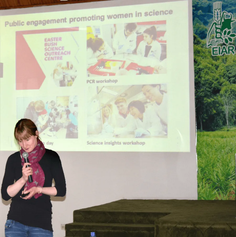 Emily Clark presenting the work of Easter Bush Science Outreach Centre.