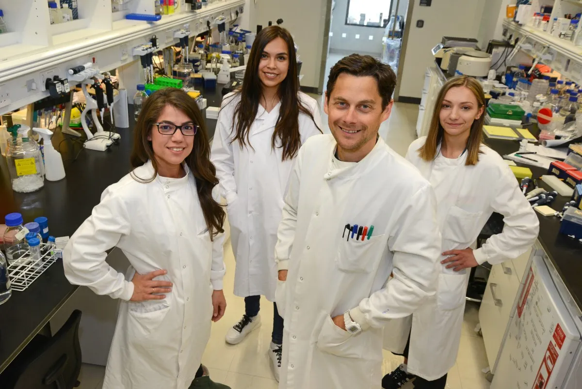 Joe Rainger's group in the lab