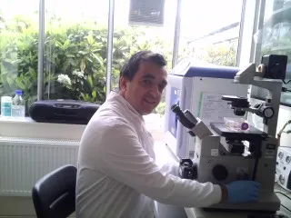 Dr Xavier Donadeu works on stem cells and farm animal reproduction.