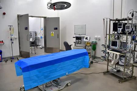 A surgical room in the Large Animal Research and Imaging Facility.