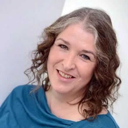 Charis Hogg