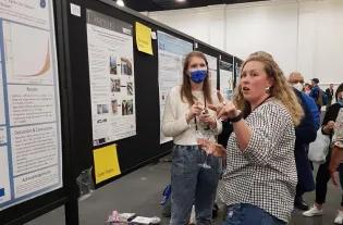 Hannah Farley introduces her project on oyster microbiomes.