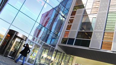 Image of The Roslin Institute building main entrance