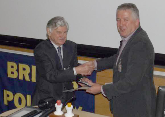 Pete Kaiser receiving his silver medal