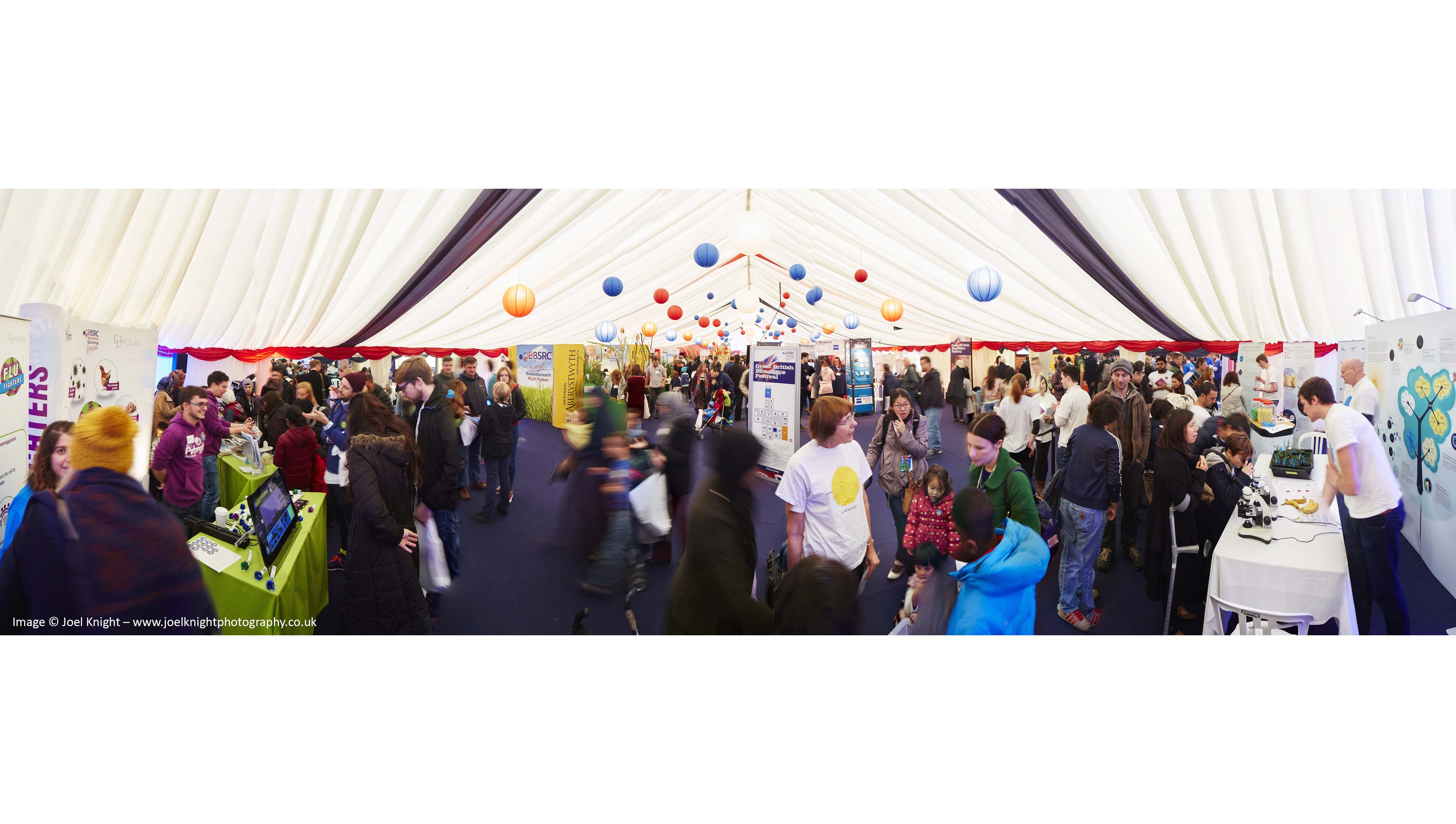 Panorama shot of a crowd at the Great British Bioscience Festival