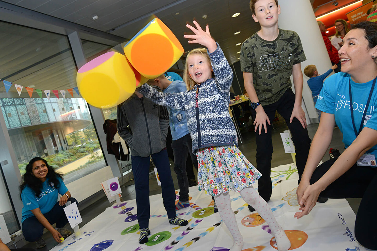 The Stem Cell Challenge activity taught young scientists about how stem cells develop into different cell types.