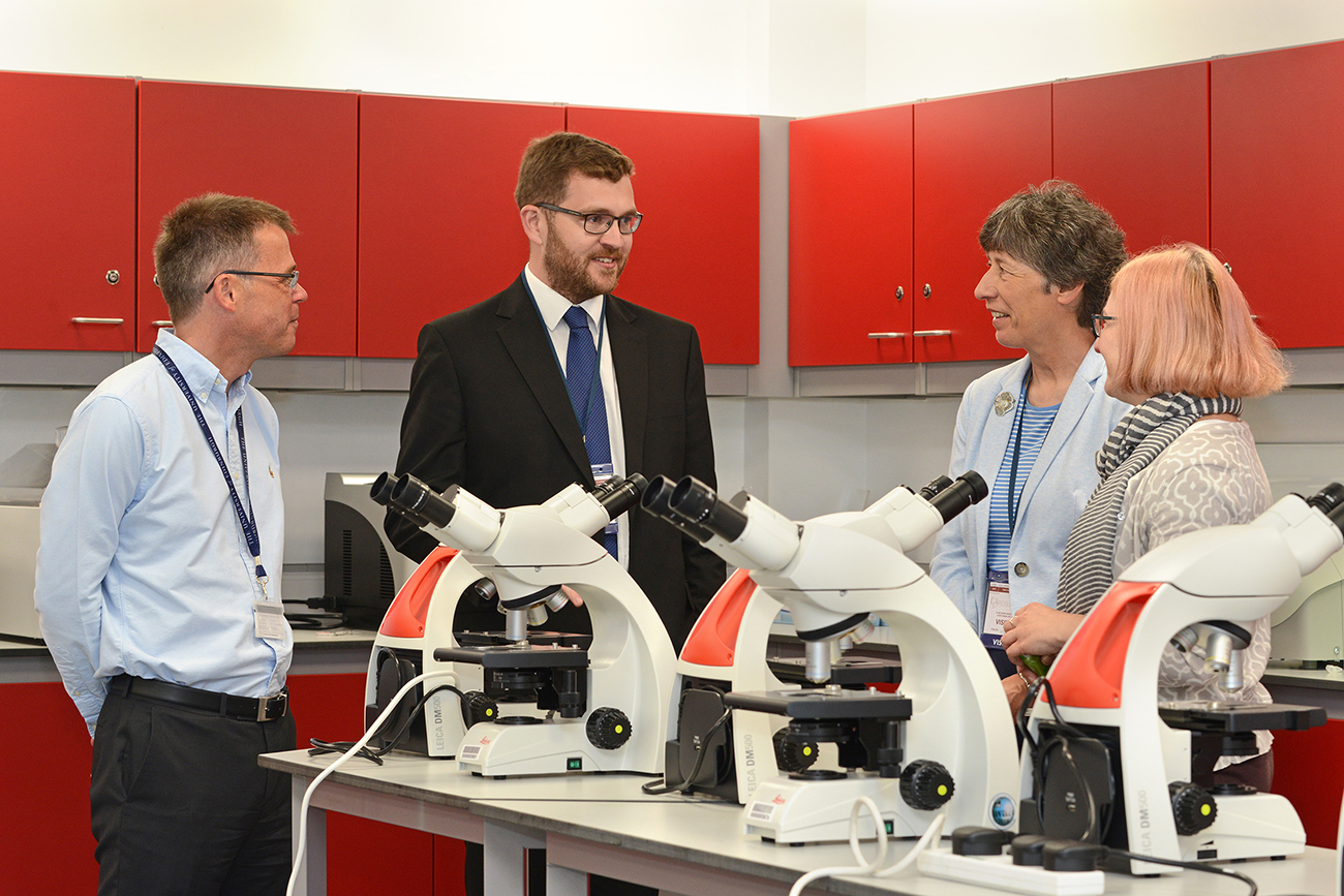 Liz Smith and Oliver Mundell in the EBSOC lab